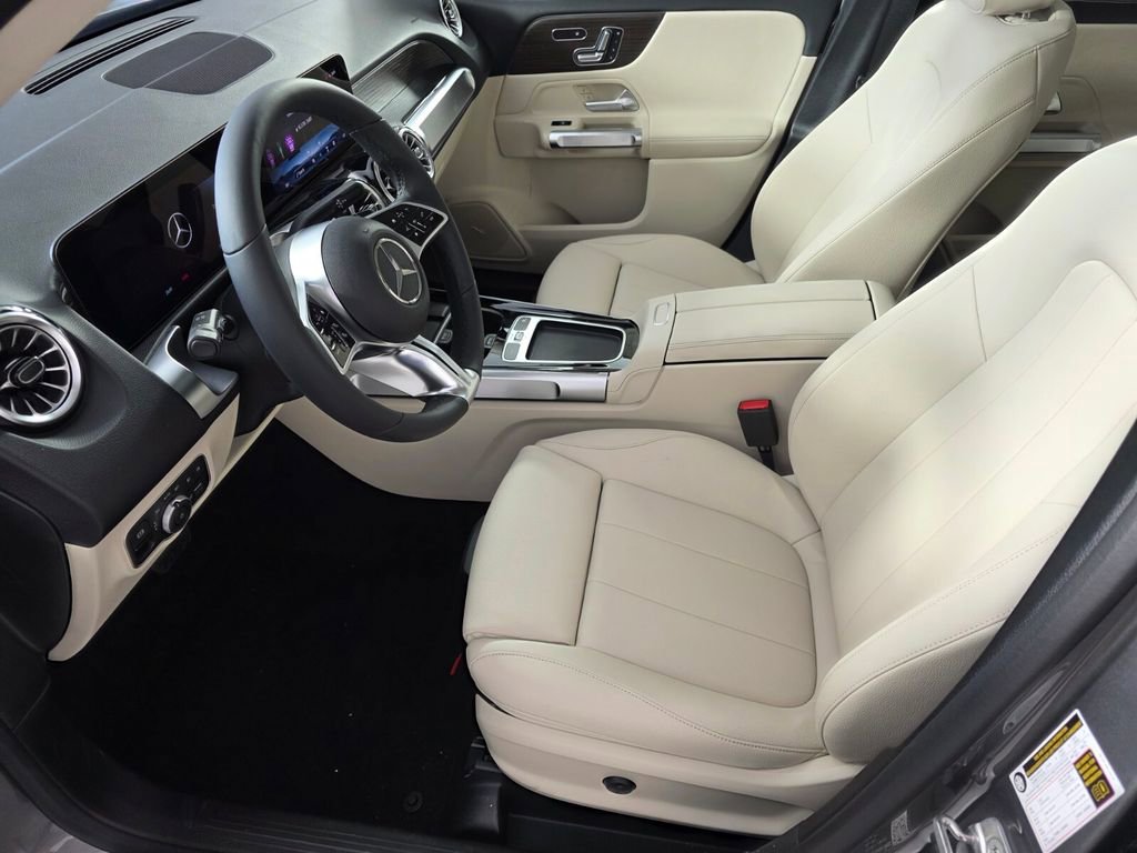 New 2026 Mercedes-Benz GLB 250 image 6