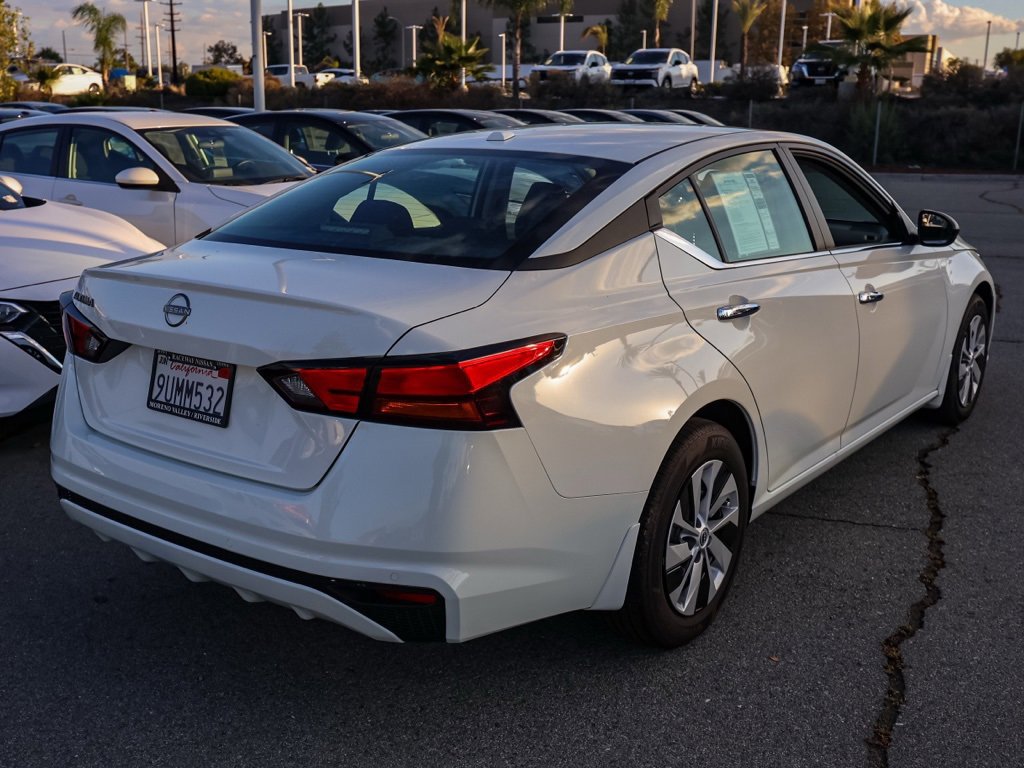 Used 2025 Nissan Altima 2.5 S image 4