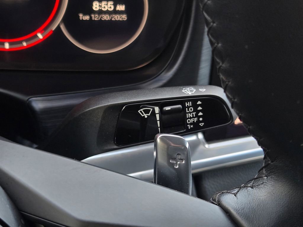 Used 2023 Porsche Panamera Platinum Edition image 37