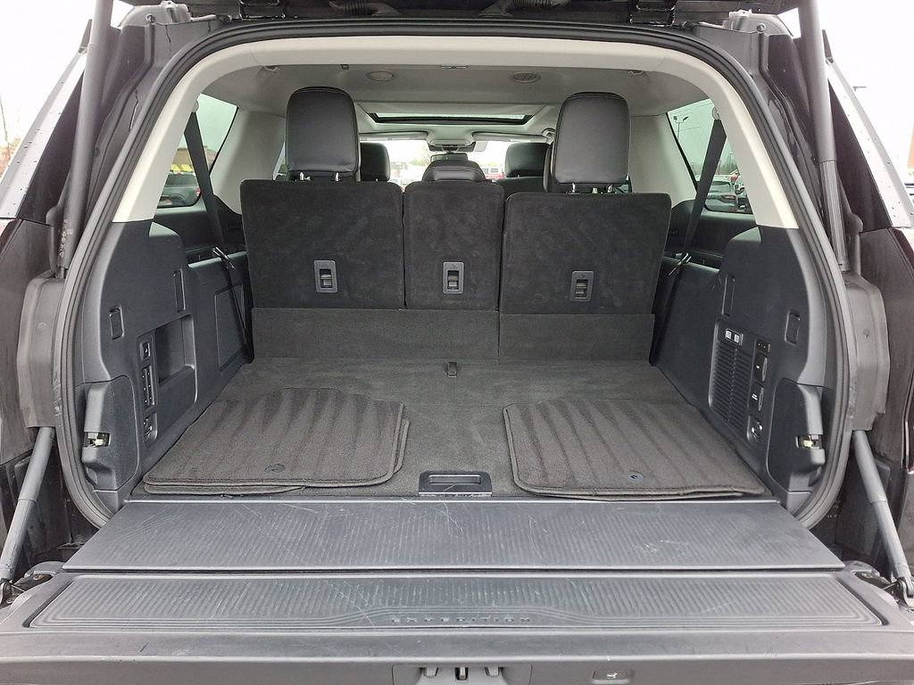 Certified 2025 Ford Expedition Max Platinum image 32