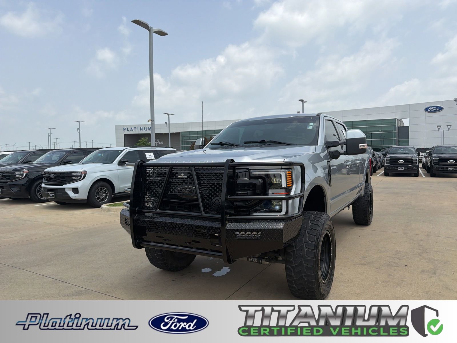 Used 2022 Ford F250 Lariat w/ Lariat Ultimate Package AWD/4WD image 1