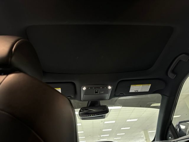 Used 2021 Nissan Maxima SR w/ Sport Mat Group FWD image 19