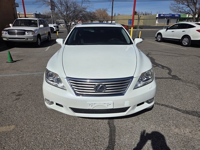 Used 2011 Lexus LS 460 AWD w/ Comfort Pkg image 4