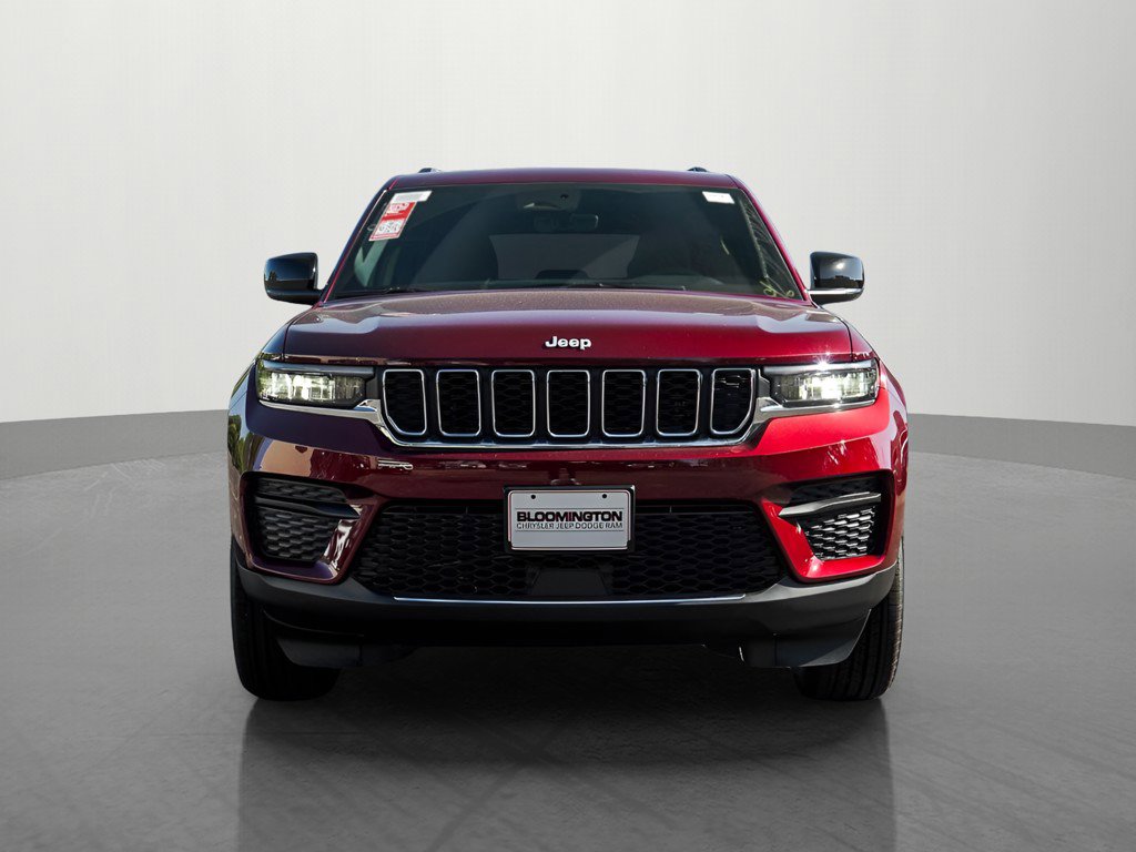 New 2025 Jeep Grand Cherokee Laredo X w/ Luxury Tech Group I image 2
