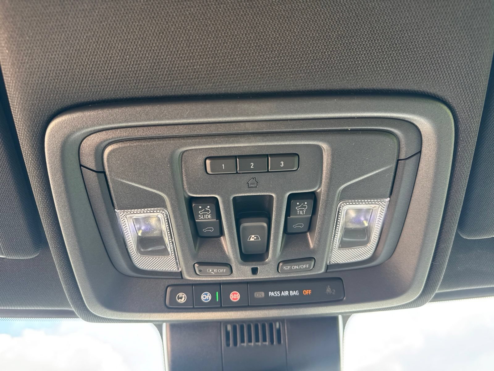 New 2026 Chevrolet Silverado 1500 High Country w/ High Country Premium Package AWD/4WD image 31