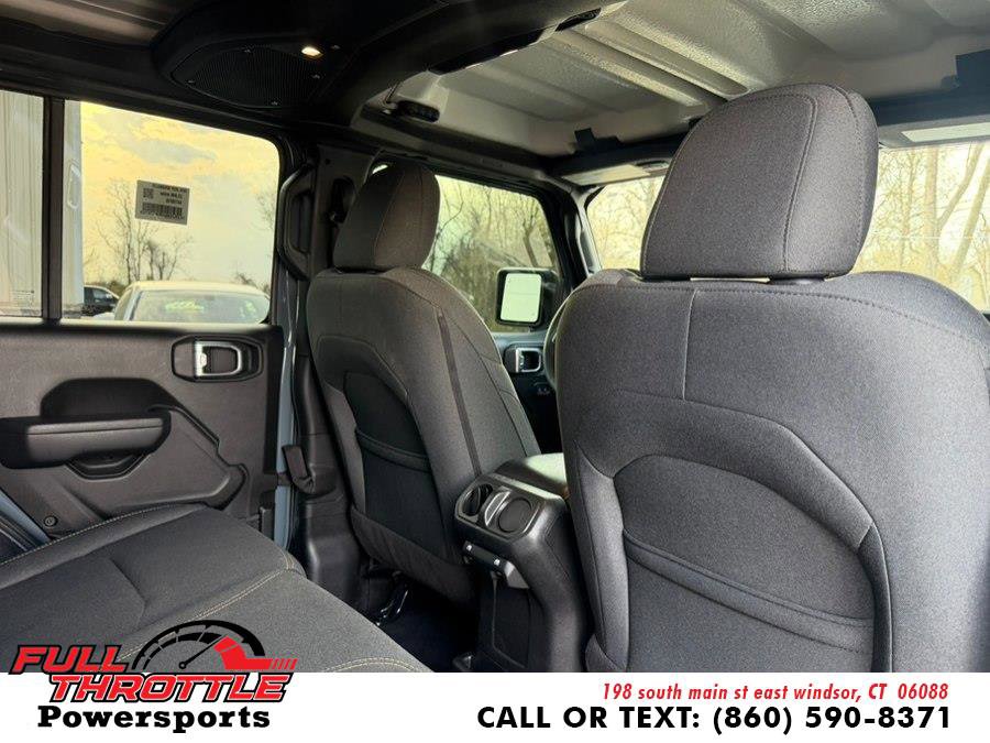 Used 2024 Jeep Wrangler Unlimited w/ Convenience Group image 16