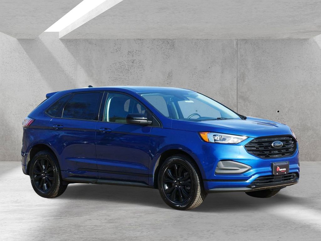Certified 2022 Ford Edge SE w/ Black Appearance Package