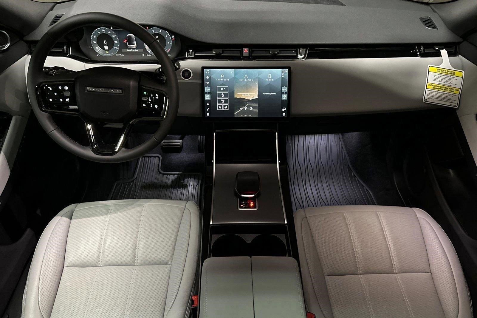 New 2026 Land Rover Range Rover Evoque S AWD/4WD image 12