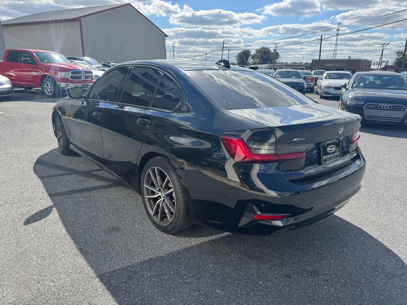 Used 2021 BMW 330i xDrive PREMIUM/WINTER w/ Convenience Package image 5