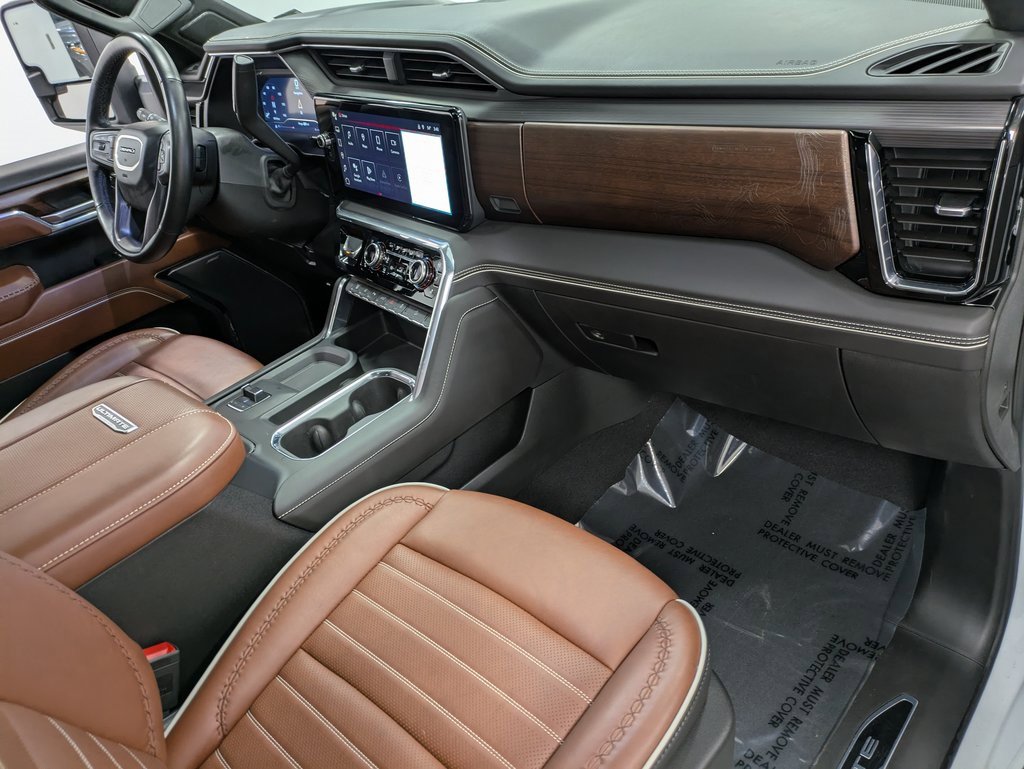 Used 2024 GMC Sierra 3500 Denali Ultimate image 29