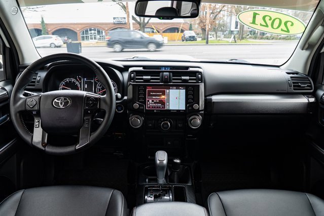 Used 2021 Toyota 4Runner TRD Off-Road Premium image 9