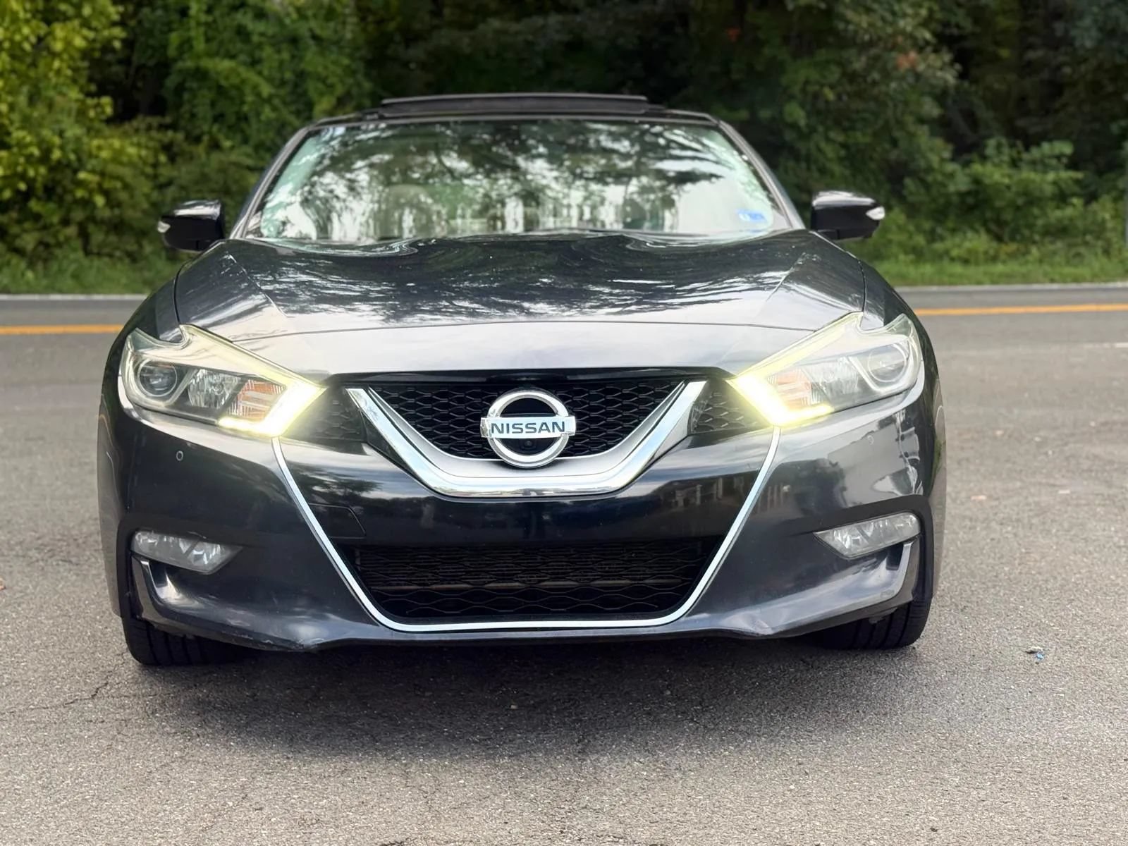 Used 2016 Nissan Maxima Platinum FWD image 2