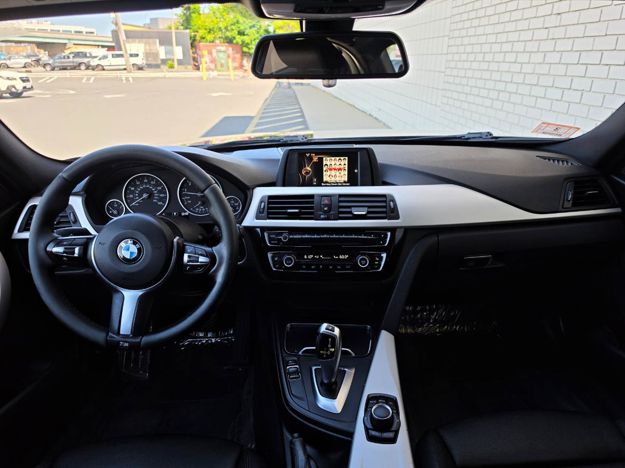 Used 2016 BMW 320i xDrive Sedan AWD/4WD image 15