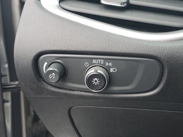Used 2020 Chevrolet Malibu LS FWD image 17