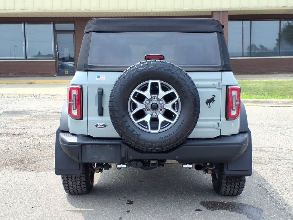Used 2023 Ford Bronco Badlands AWD/4WD image 4