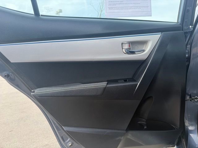 Used 2015 Toyota Corolla LE image 22