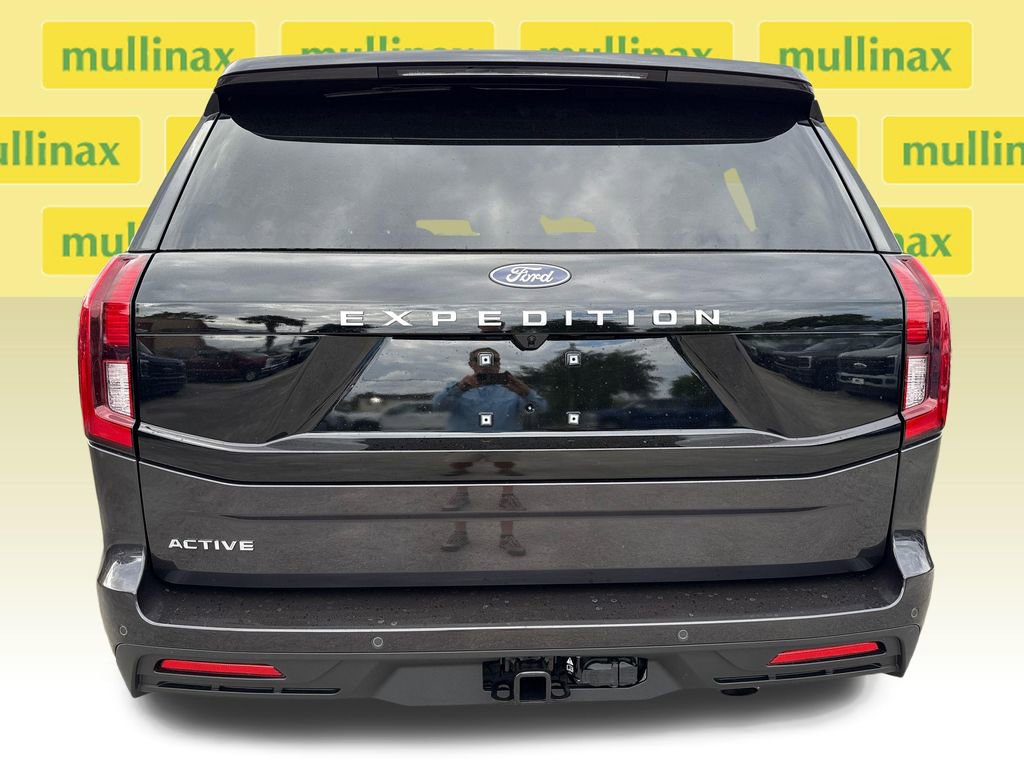New 2026 Ford Expedition Active RWD image 14