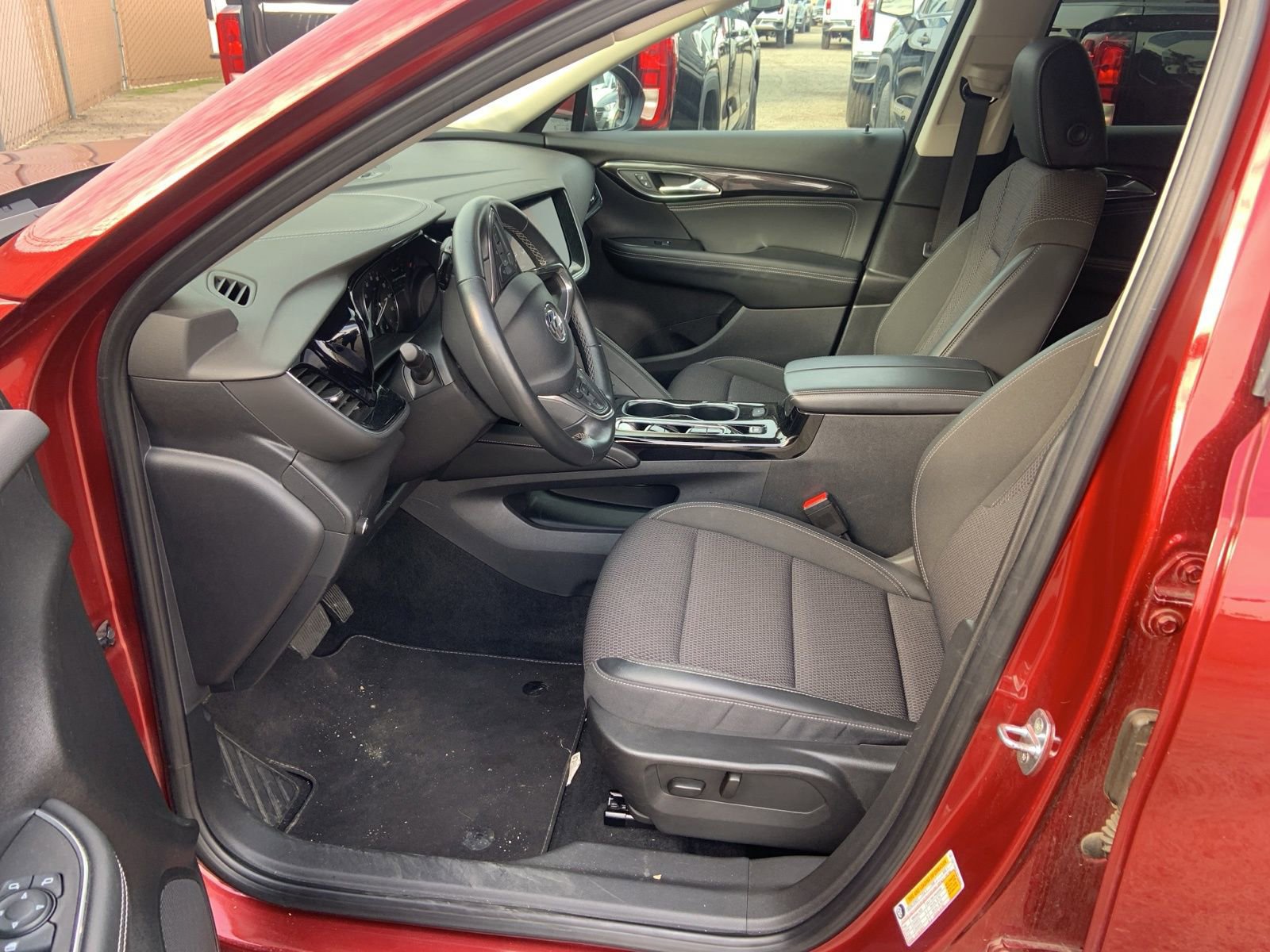 Used 2023 Buick Envision Preferred image 8