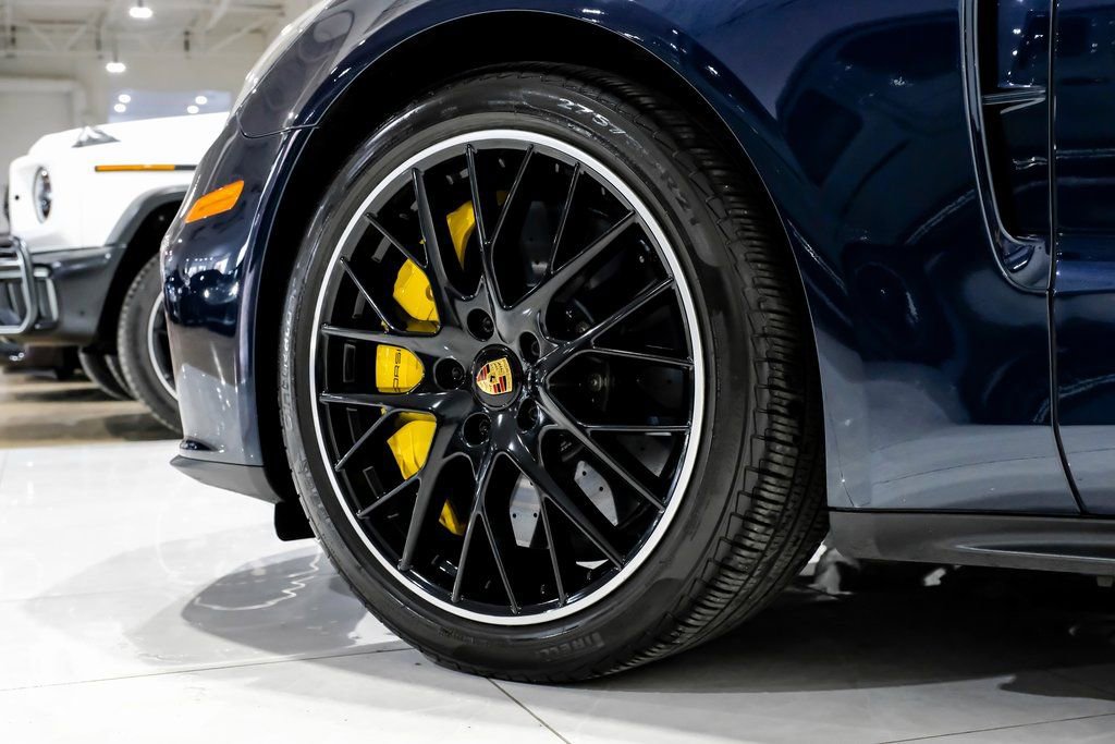 Used 2022 Porsche Panamera Turbo S image 47