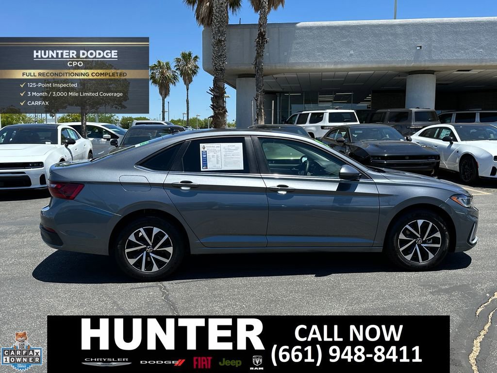 Used 2025 Volkswagen Jetta S FWD image 9