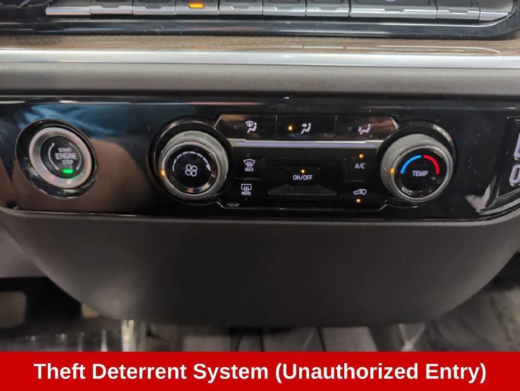 Used 2024 Chevrolet Silverado 1500 LT w/ Protection Package AWD/4WD image 32