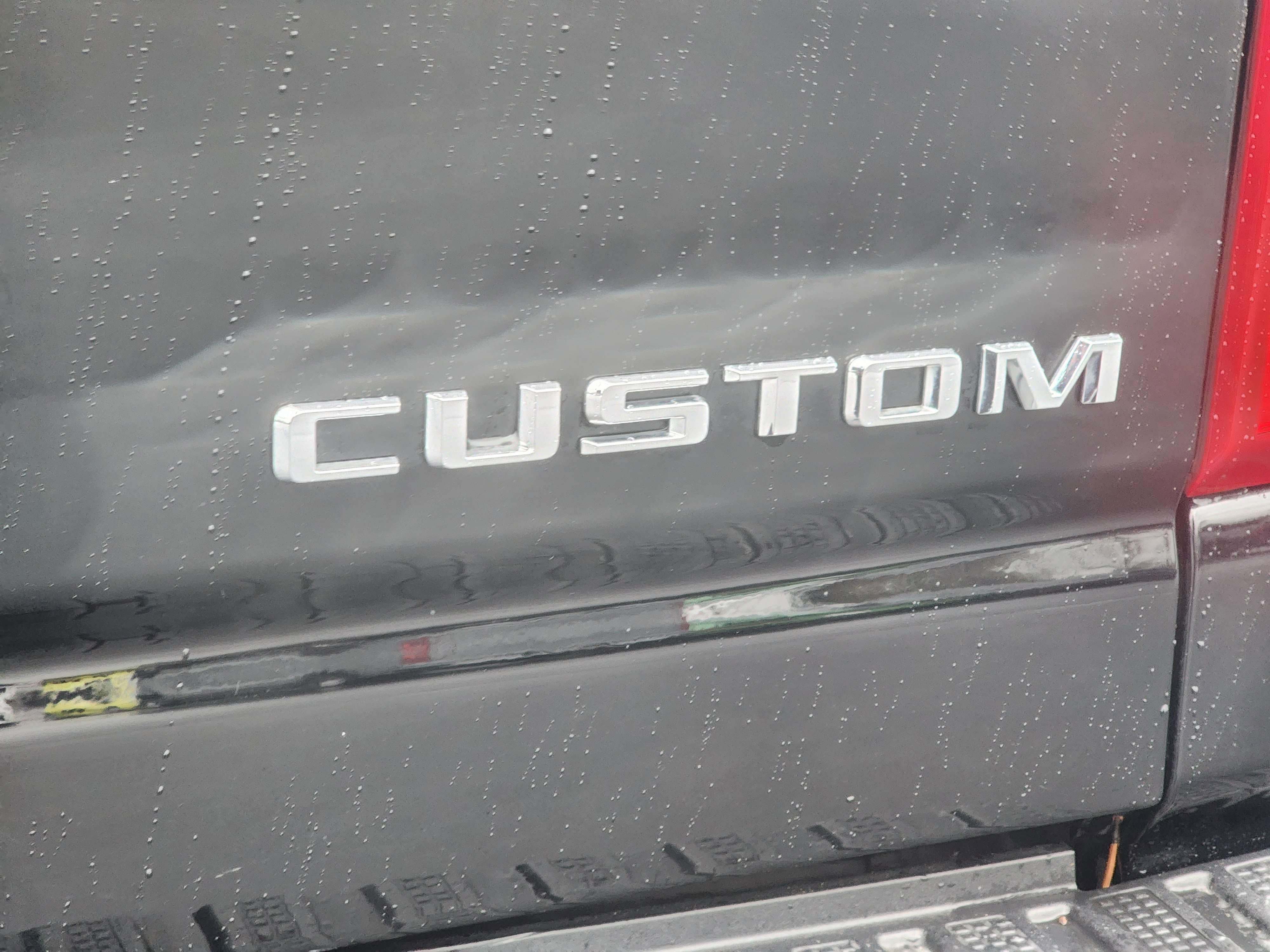 Used 2025 Chevrolet Silverado 2500 Custom w/ Custom Convenience Package image 13