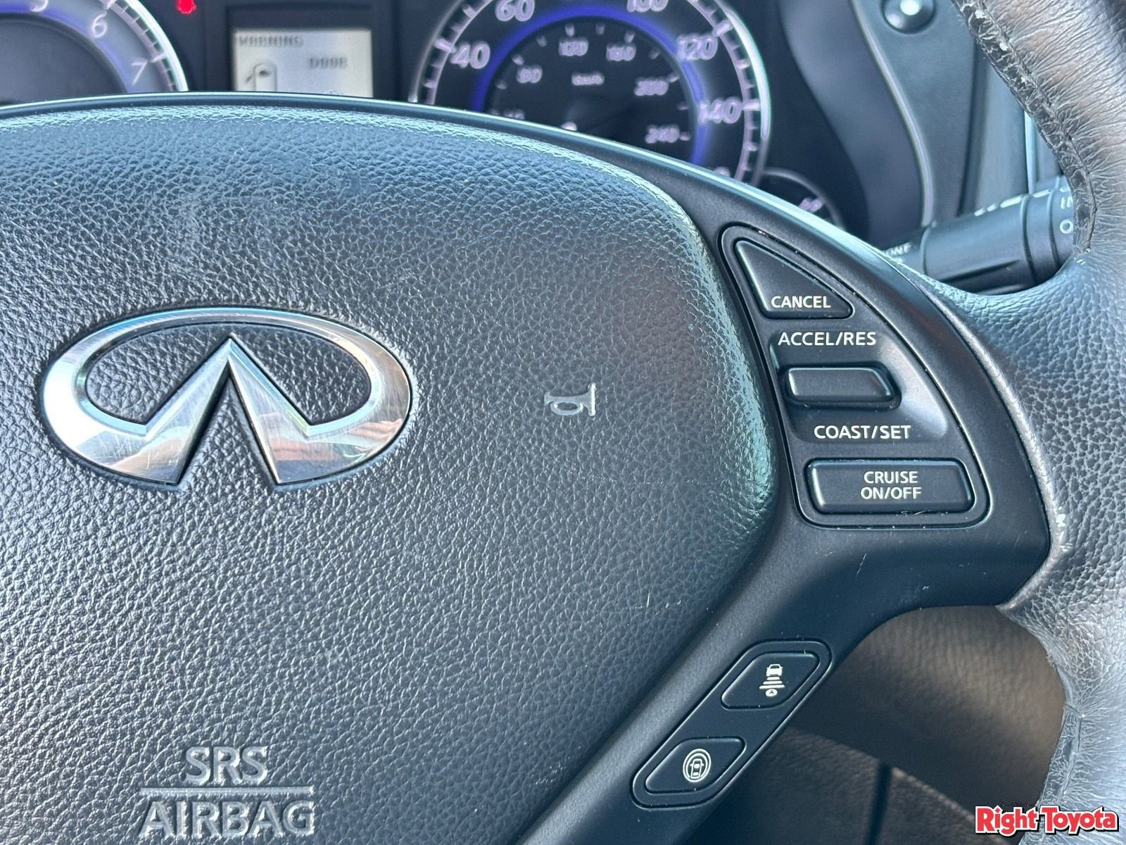 Used 2017 INFINITI QX50 2WD w/ Technology Package image 22
