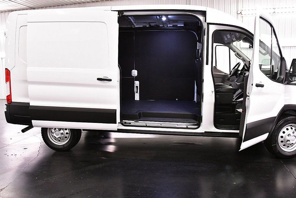 New 2026 Ford Transit 150 148 Medium Roof AWD w/ Load Area Protection Package image 28