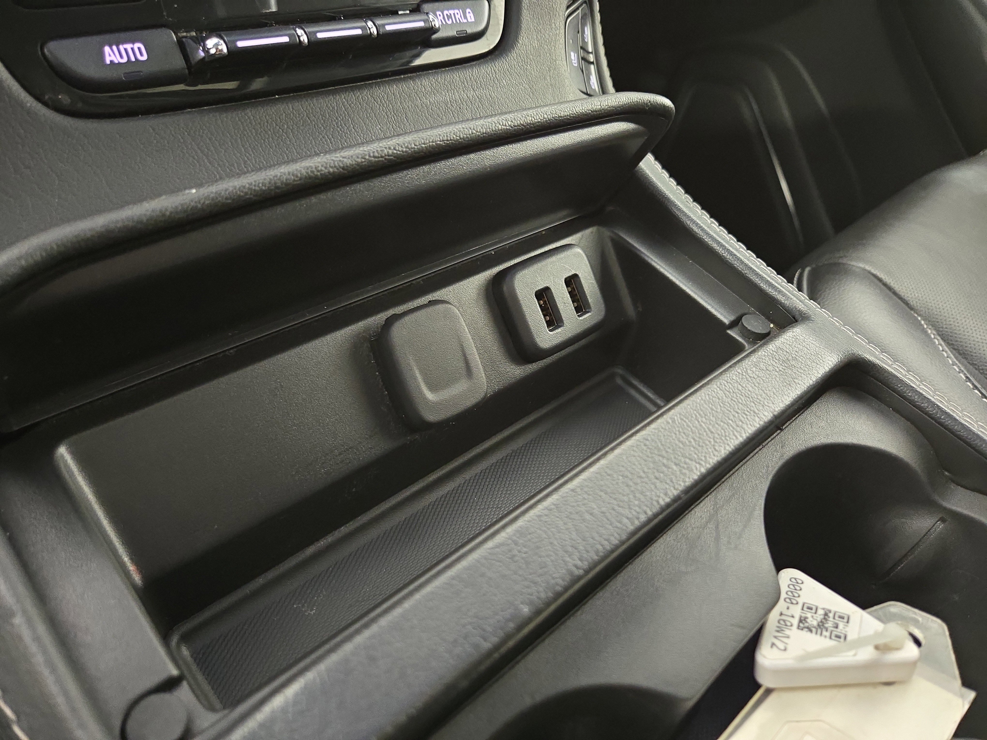 Used 2018 Chevrolet Tahoe Premier image 29