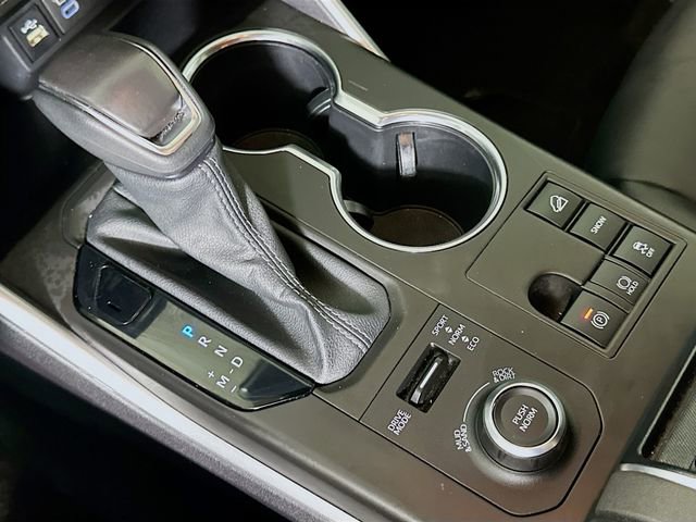 Certified 2025 Toyota Highlander XSE image 19