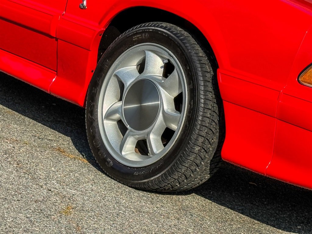 Used 1993 Ford Mustang Cobra image 30