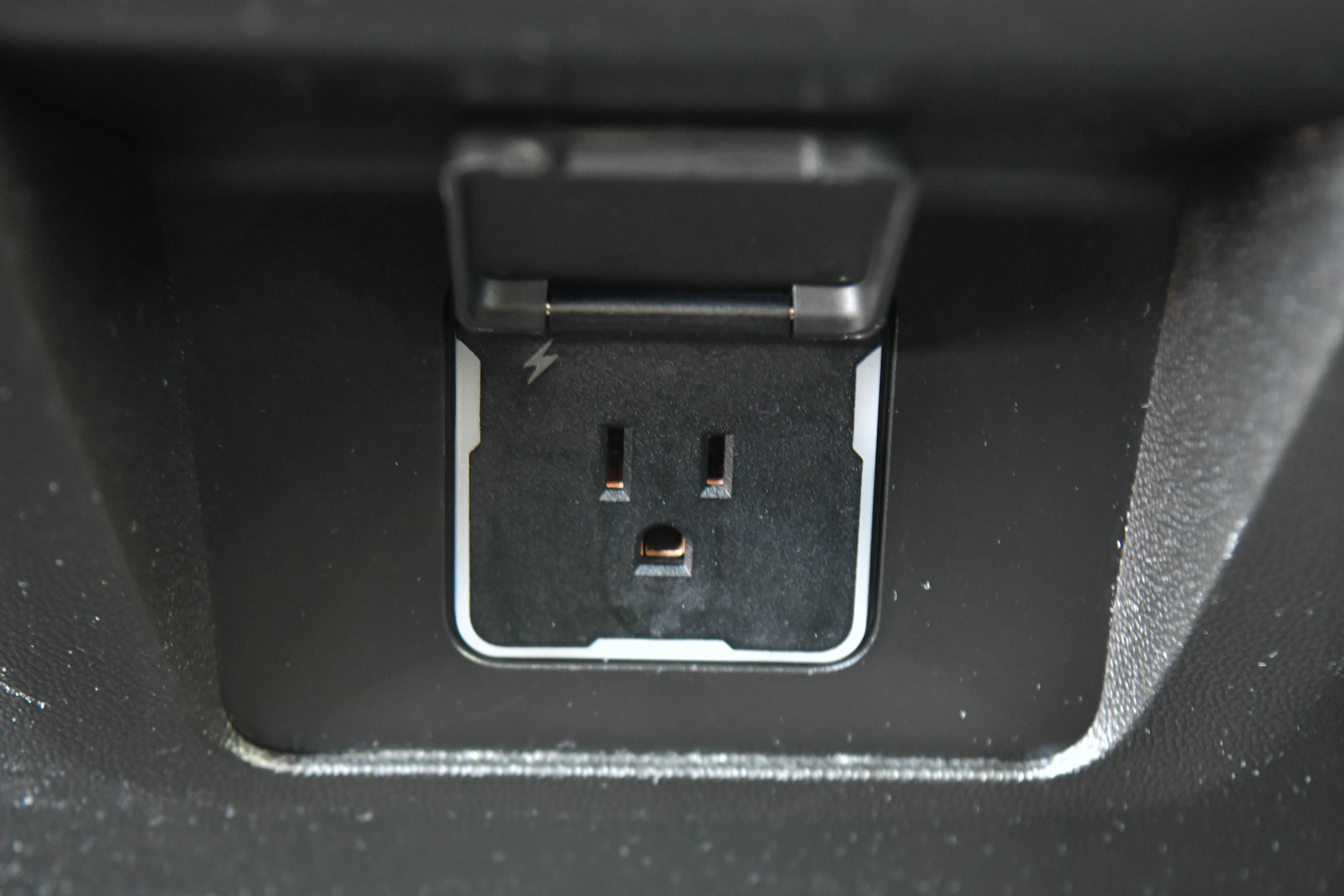 Used 2025 Chevrolet Tahoe LT image 51