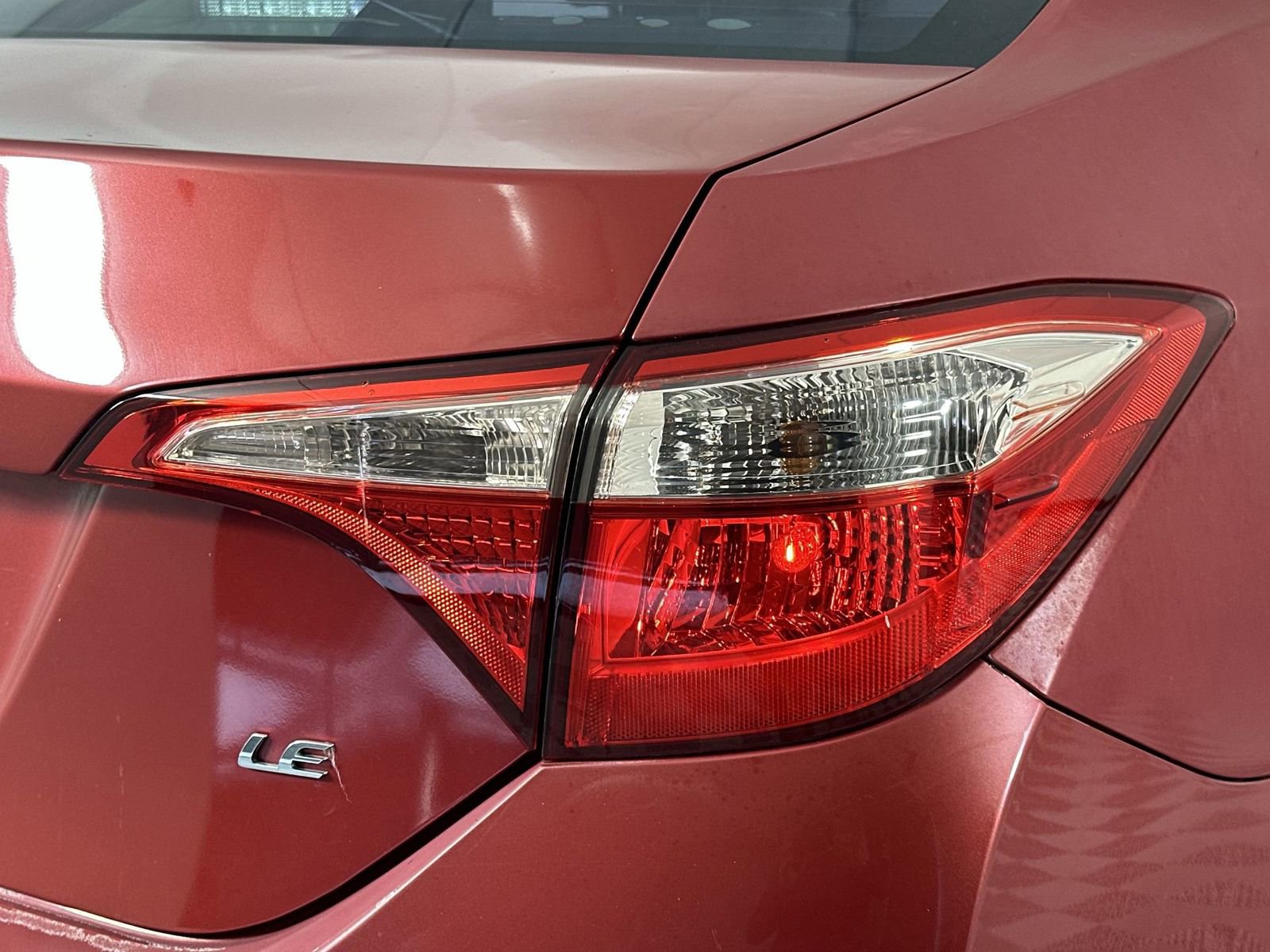 Used 2017 Toyota Corolla LE FWD image 26