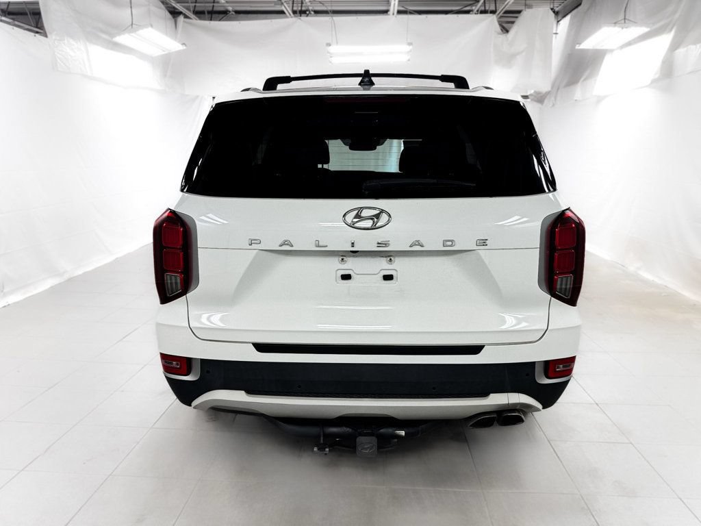 Used 2022 Hyundai Palisade SEL w/ Premium Package FWD image 4