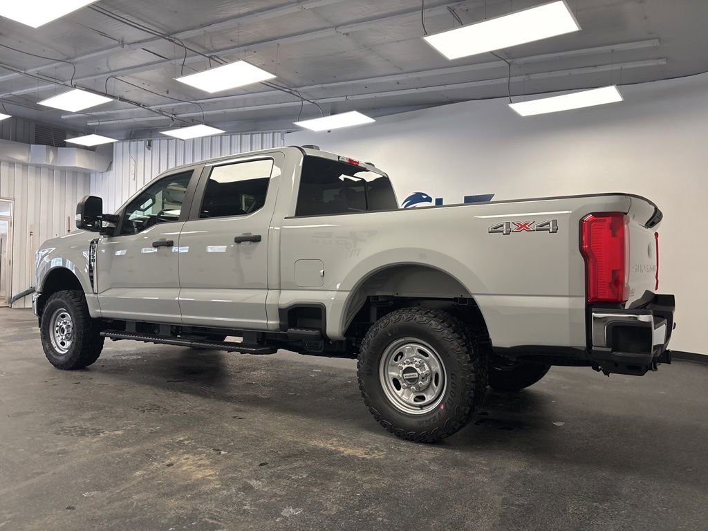 New 2026 Ford F250 XL w/ XL Off-Road Package image 10