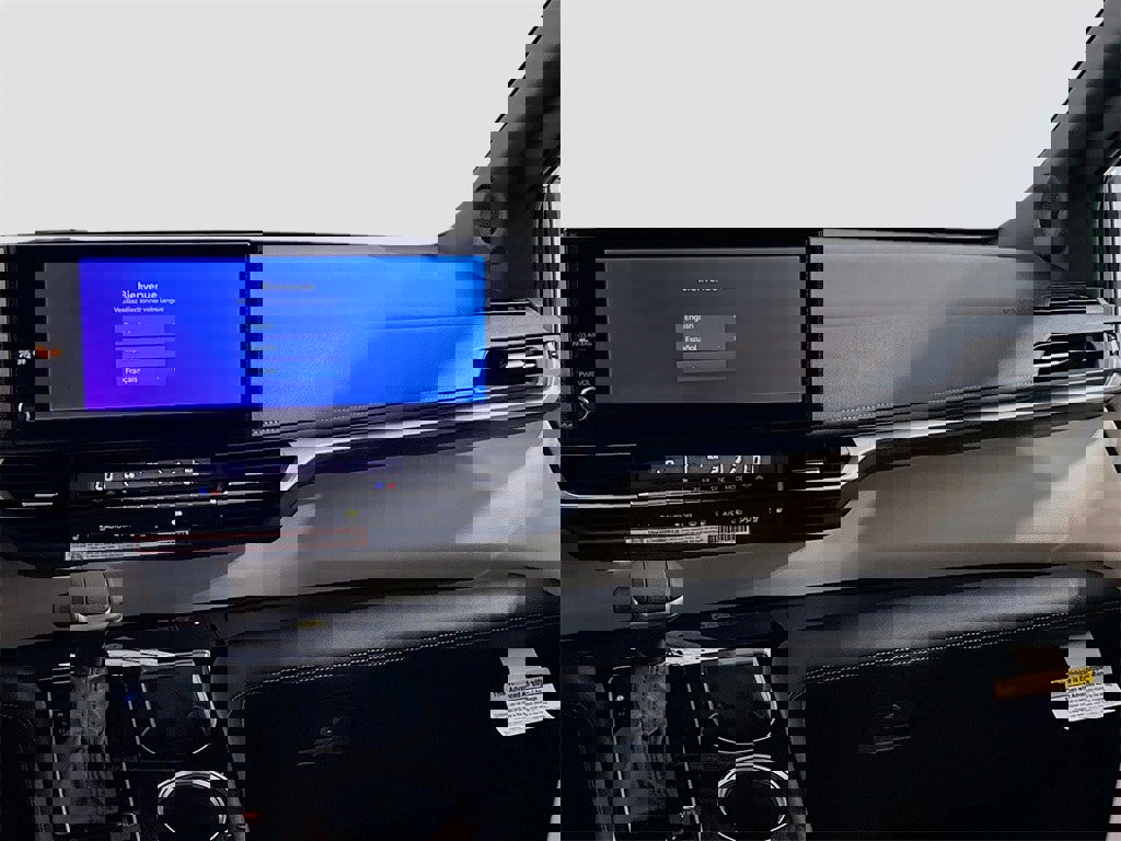 New 2026 Toyota Sienna Limited image 22