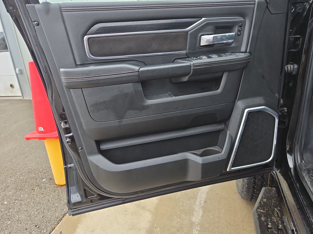 Used 2023 RAM 2500 Laramie w/ Night Edition AWD/4WD image 6