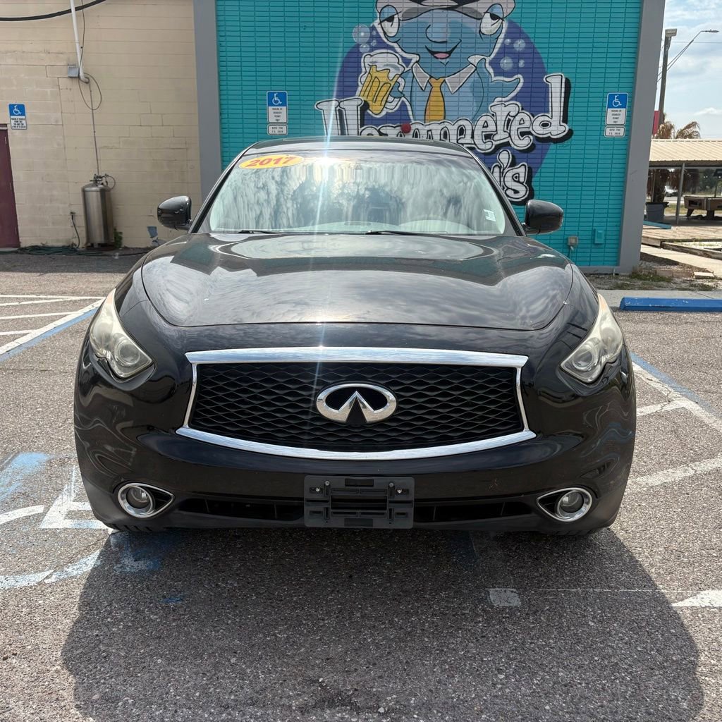 Used 2017 INFINITI QX70 2WD image 7