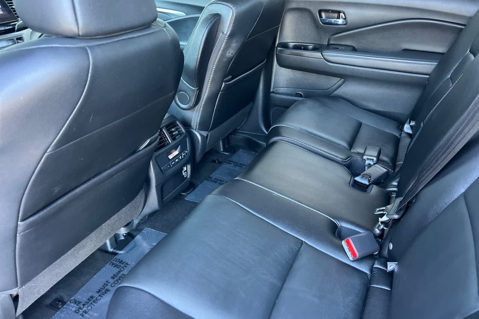 Used 2021 Honda Pilot Special Edition image 4