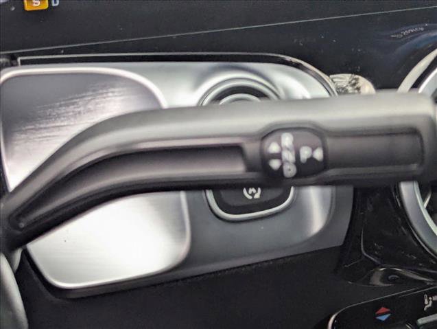 Certified 2025 Mercedes-Benz GLB 250 image 12