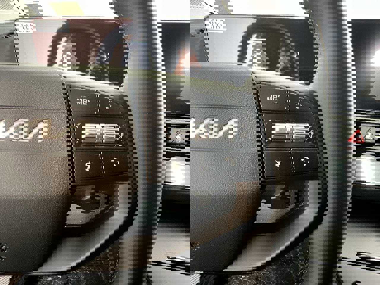 New 2026 Kia Sportage LX image 19