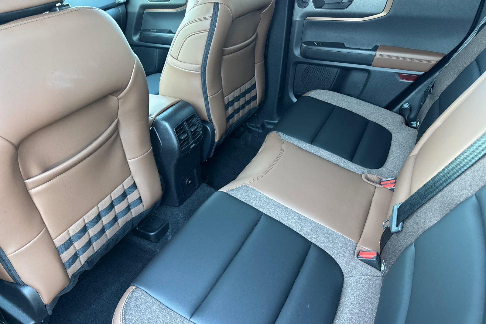 Certified 2025 Ford Bronco Sport Outer Banks w/ Outer Banks Tech Package+ image 13