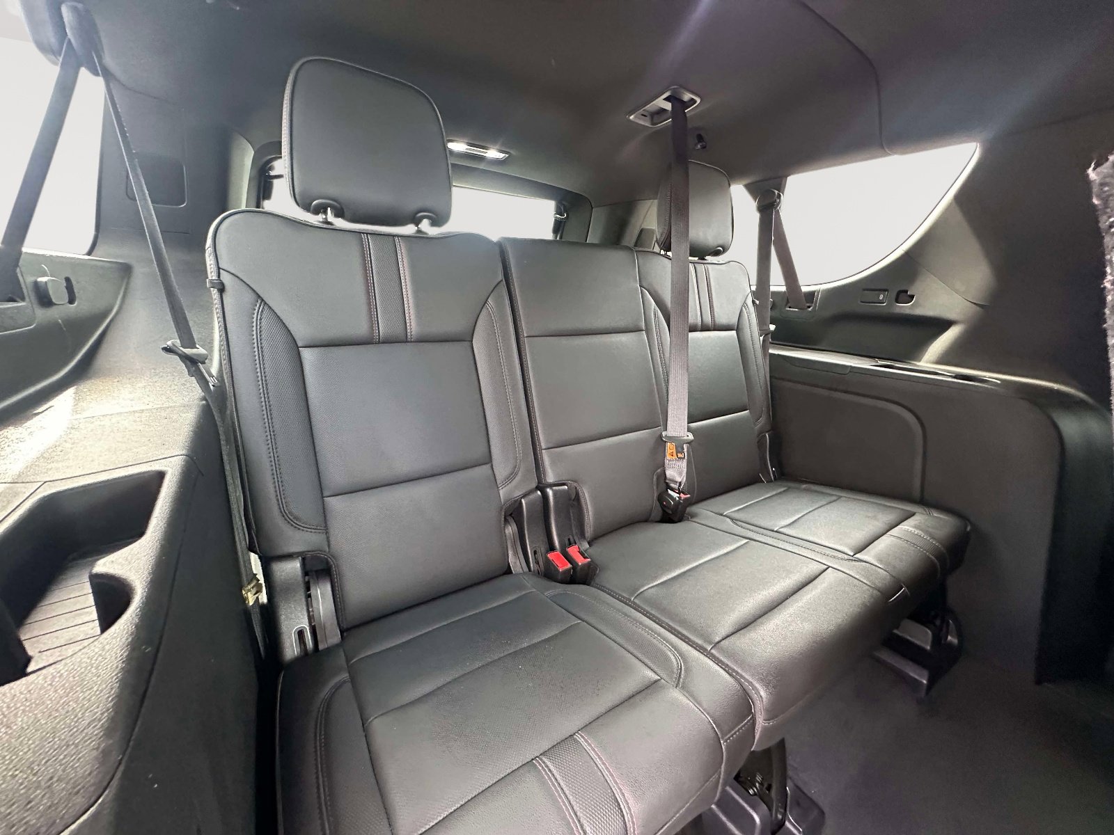 Used 2021 Chevrolet Suburban RST w/ Rear Media and Nav Package image 35