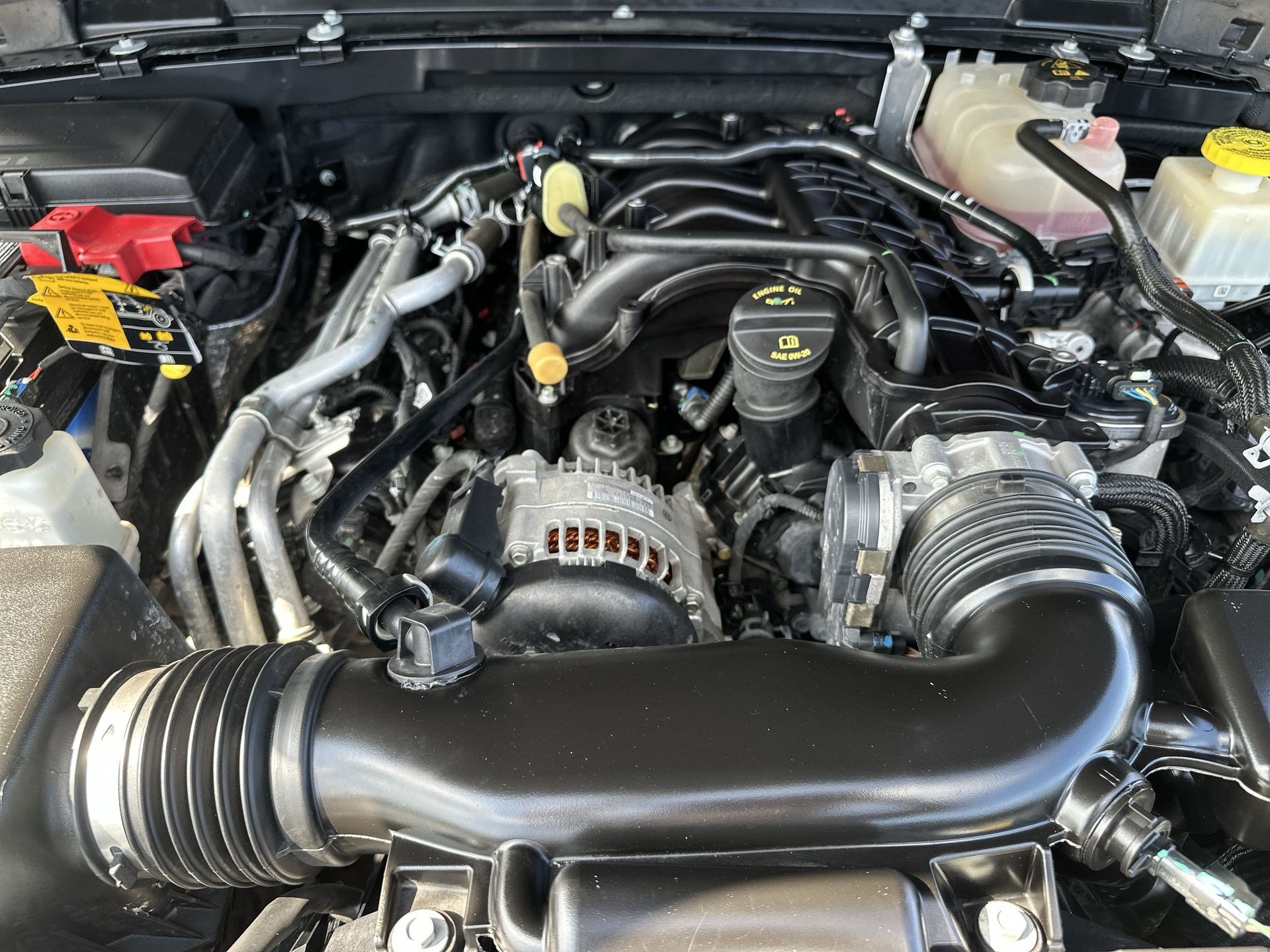 Used 2022 Jeep Gladiator Sport AWD/4WD image 17