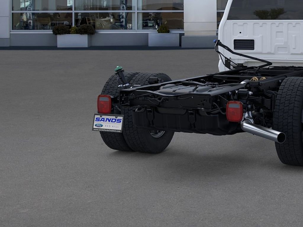 New 2026 Ford F550 4x4 Regular Cab Super Duty image 21