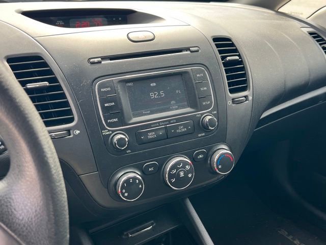 Used 2016 Kia Forte LX w/ LX Popular Plus Package FWD image 17