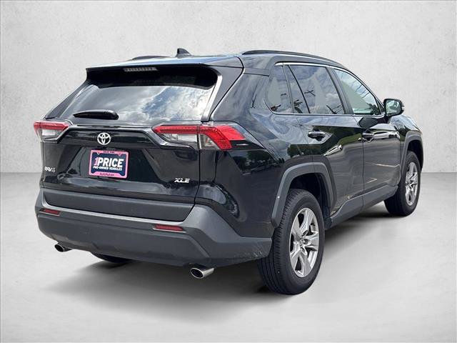 Certified 2025 Toyota RAV4 XLE FWD image 5