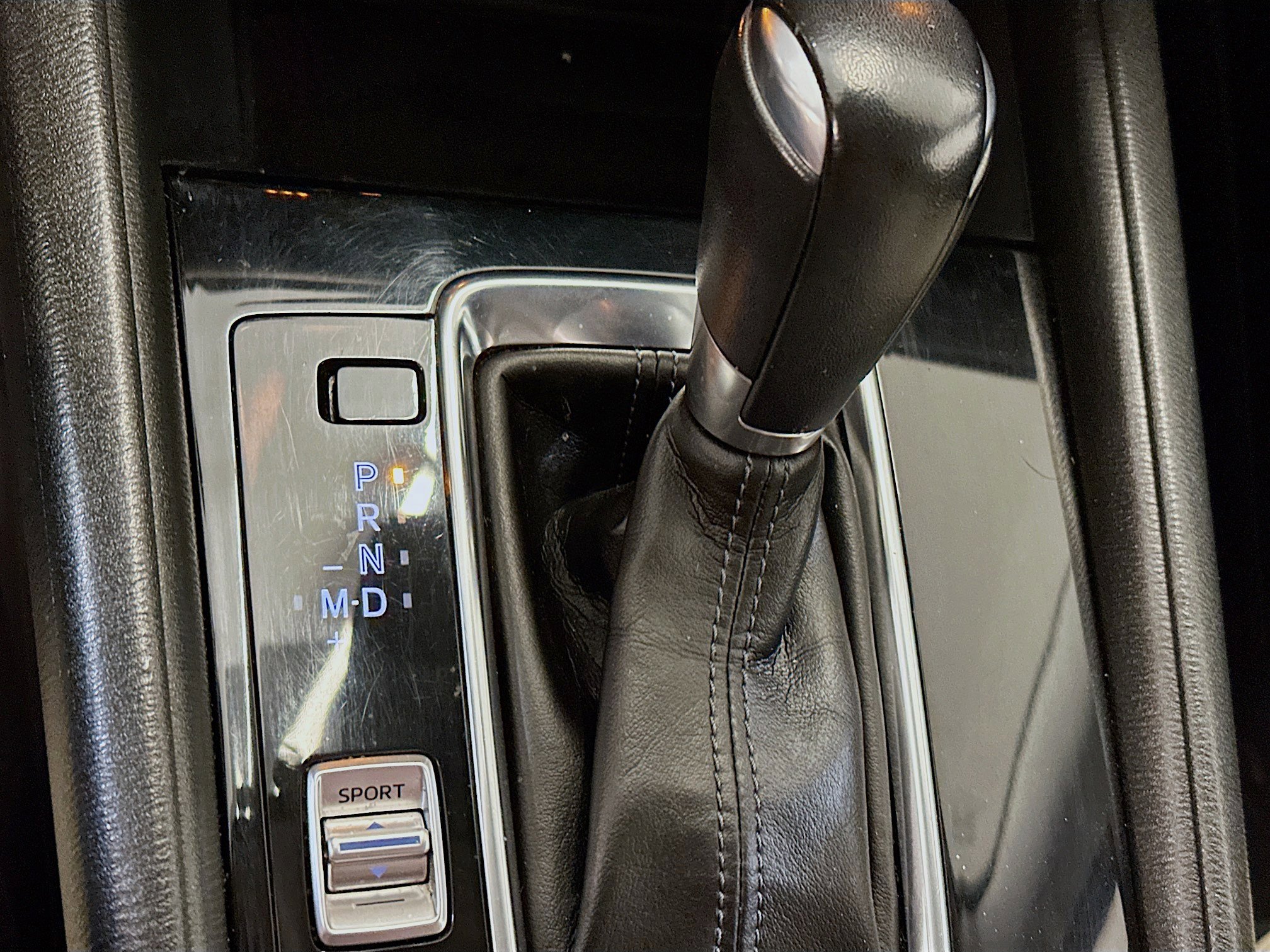 Used 2018 MAZDA CX-5 Touring image 25