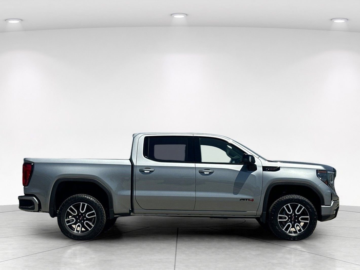New 2026 GMC Sierra 1500 AT4 w/ LPO, Black Badging Package AWD/4WD image 8