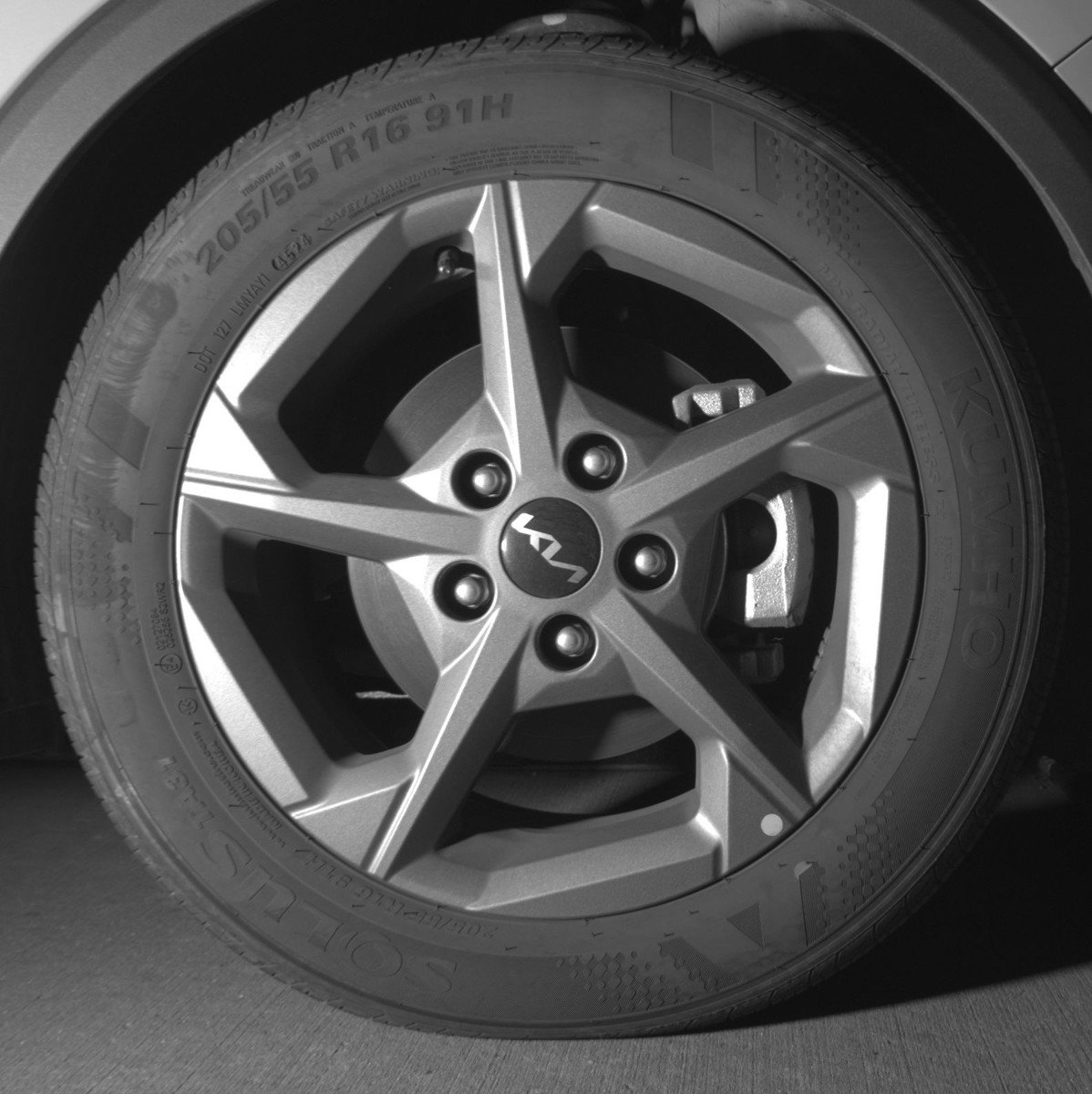 Used 2025 Kia K4 LXS image 13